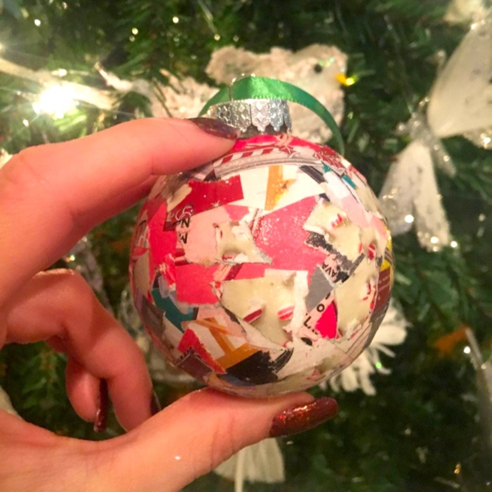 Hand Papier-mâché plastic hollow ball ornament, handmade Christmas decoration